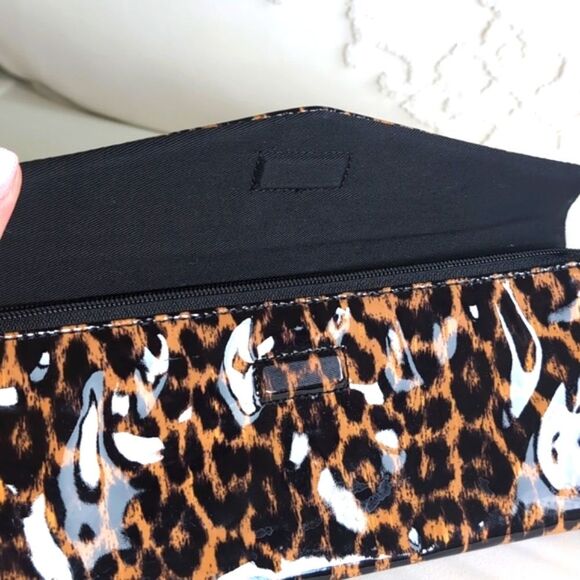J CREW Super Sleek , Super Thin Animal Print Patent Clutch - Picture 8 of 17